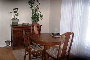 3rd image of 1050 Thomas Dr
