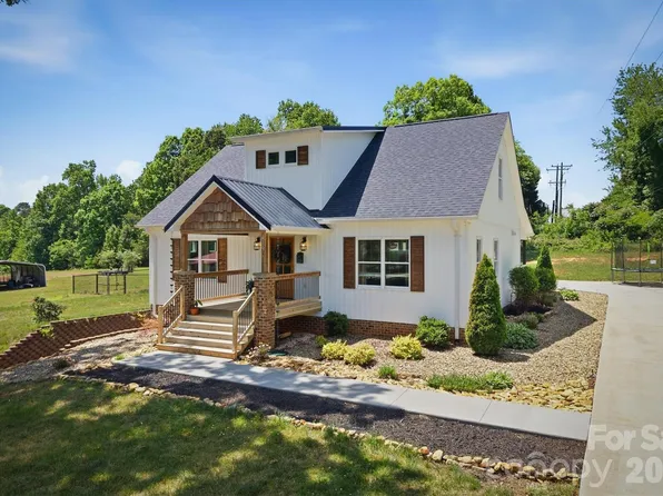 4190 Burkemont Rd, Morganton, NC 28655