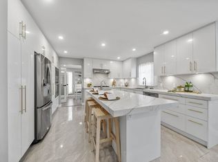 2480 Gale Ave, Coquitlam, BC V3K 6B6