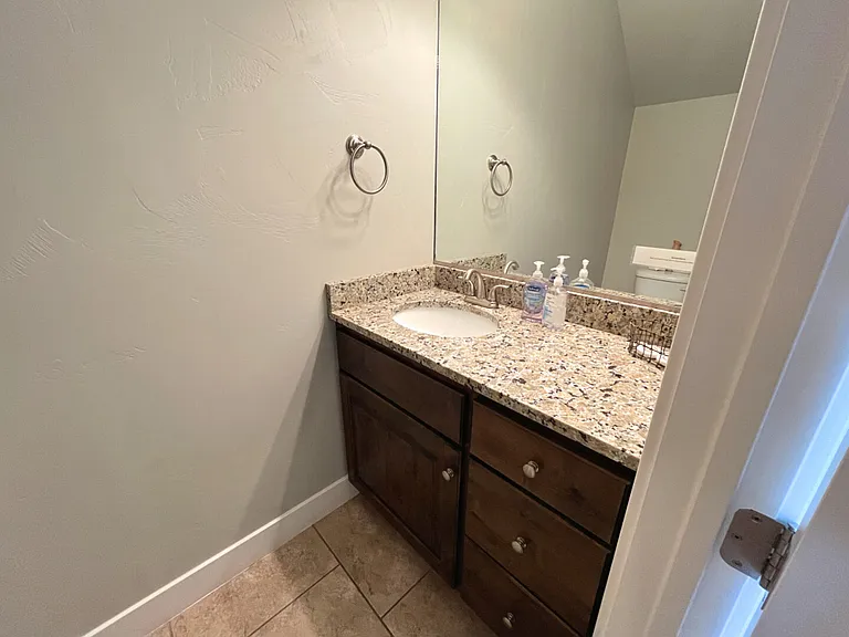 N Coral Ridge Dr — Photo 24