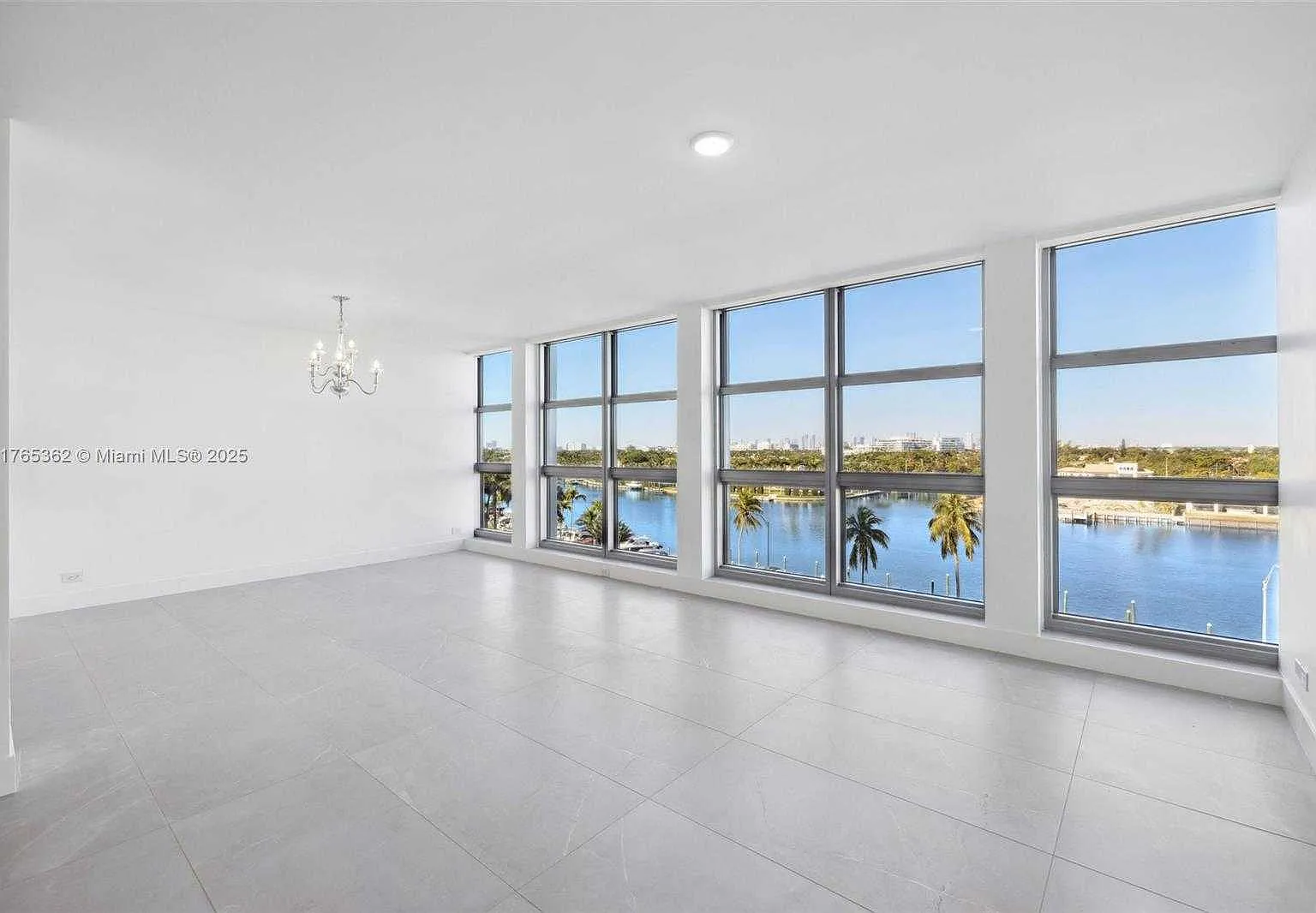 3 bed, $6,750 — Photo 2
