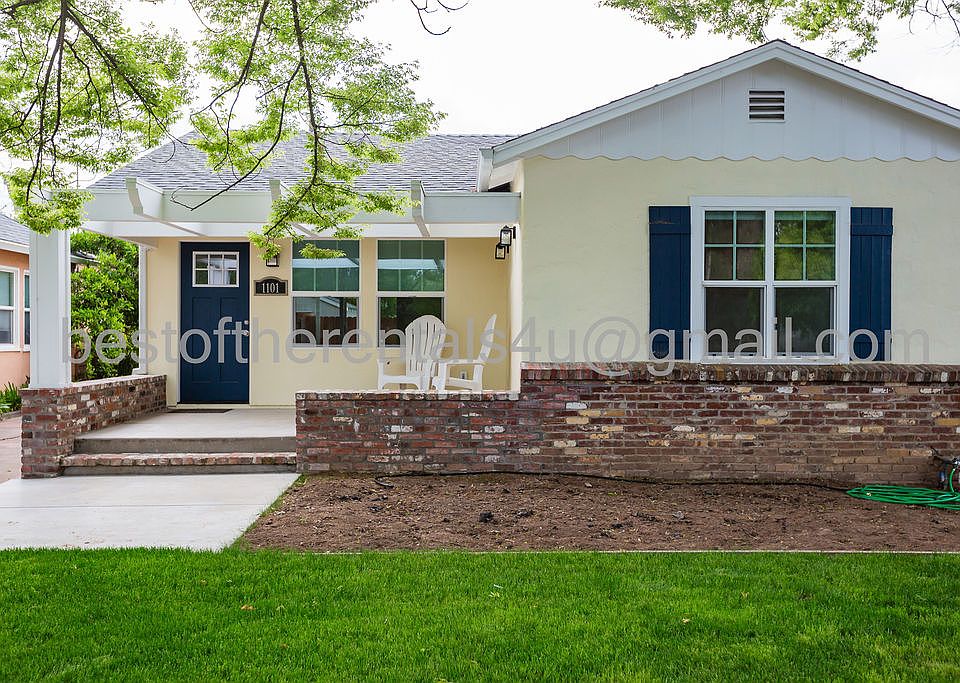 Front of the house. Plantings to come soon!