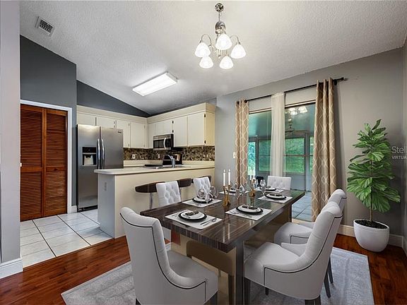 5th image of 9927 Triple Crown Cir
