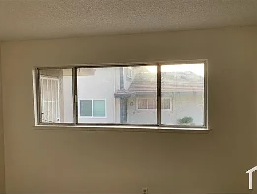 2 bed, $1,800 — Photo 2