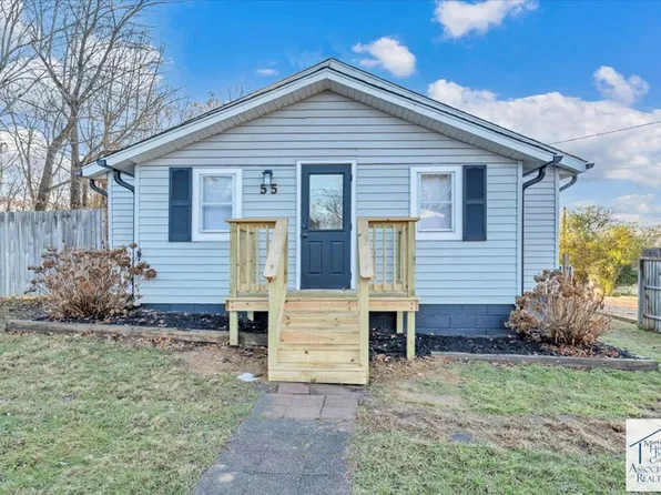 55 Black Feather Trl, Ridgeway, VA 24148