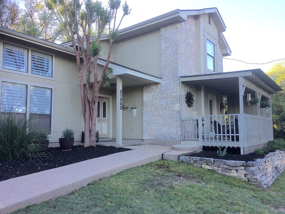 1st image of 21502 Lakefront Dr