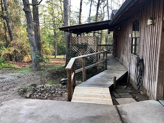 entrance into house wheel chair friendly