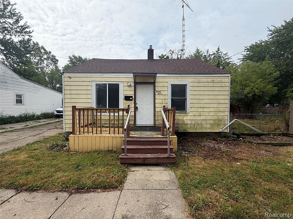 1st image of 3320 Leith St