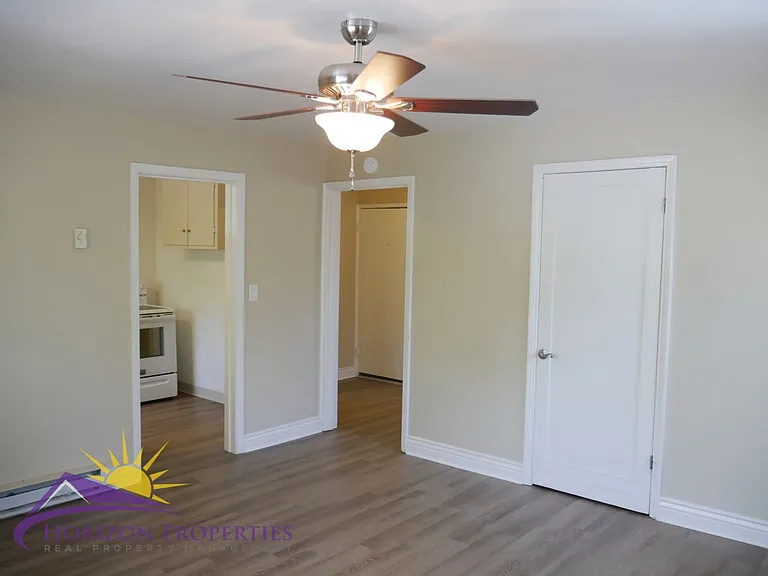 4908 Gastman Way — Photo 8