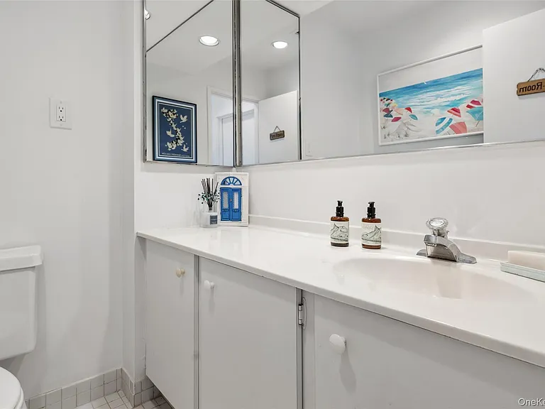 253 Dune Rd #62 — Photo 10