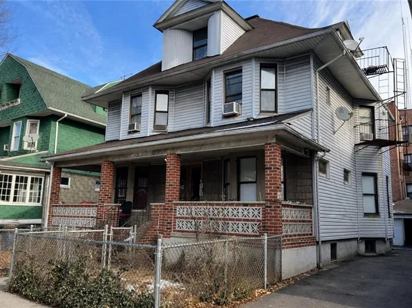 351 E 16th St, Brooklyn, NY 11226