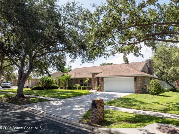 207 Waterbury Ln, Indian Harbour Beach, FL 32937