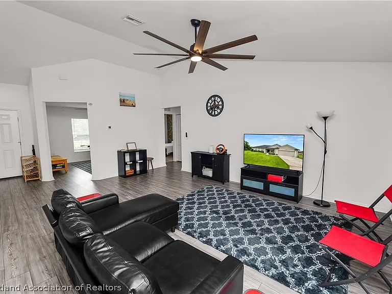 4600 San Ignacio Dr — Photo 11