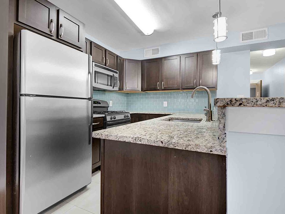 2911 Newark Ave NW #32-5_03152023