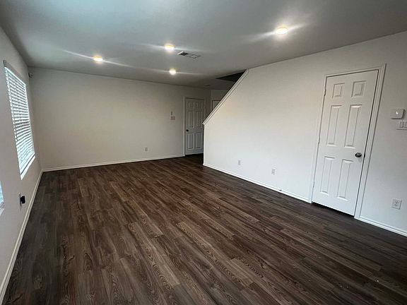 4th image of 5254 Elrington Valley Ln