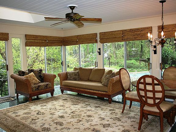 SOLARIUM ROOM