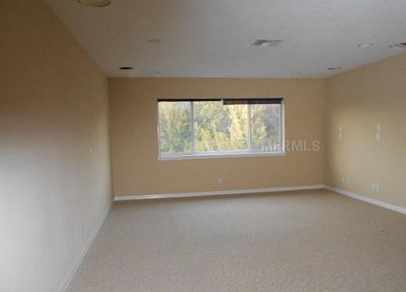 4th image of 27321 Roseling Ct