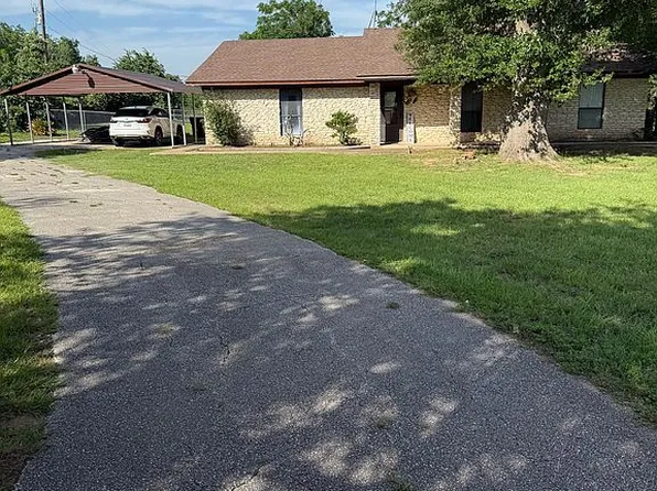 101 County Road 441, Thorndale, TX 76577