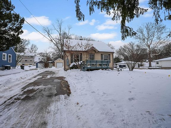 2nd image of 2523 Cedar Heights Dr