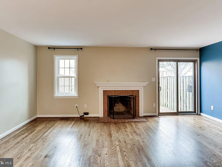 839 N Greenbrier St — Photo 13
