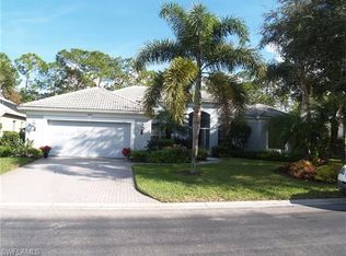 8498 Gleneagle Way, Naples, FL 34120