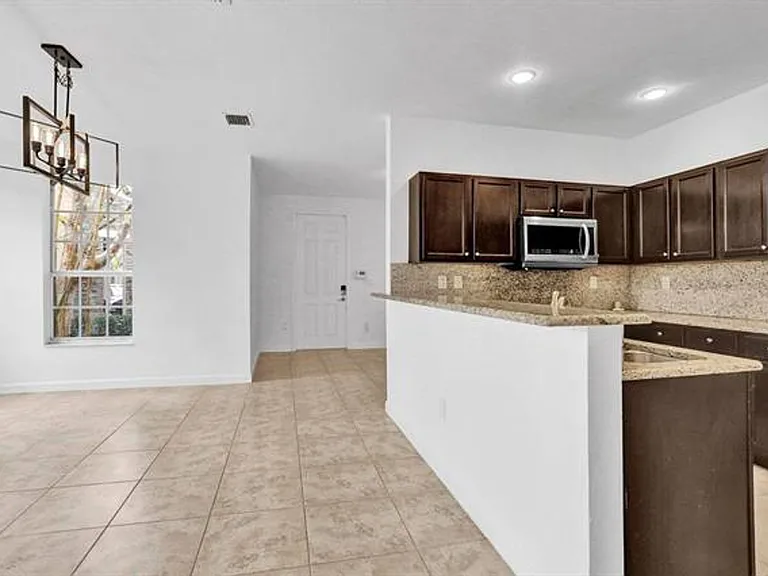 9081 SW 169th Path #Townhouse 9081 — Photo 10