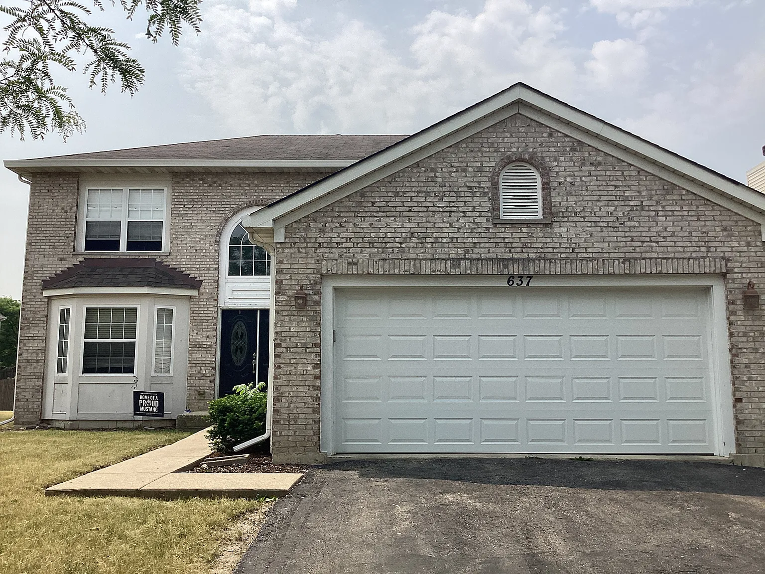 637 Kingsbrooke Xing photo 1