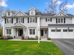 21 Wedgwood Rd, Wellesley, MA 02481