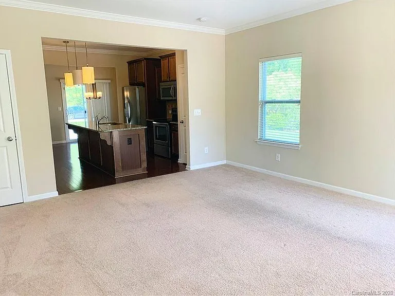 12683 Persimmon Tree Dr — Photo 6