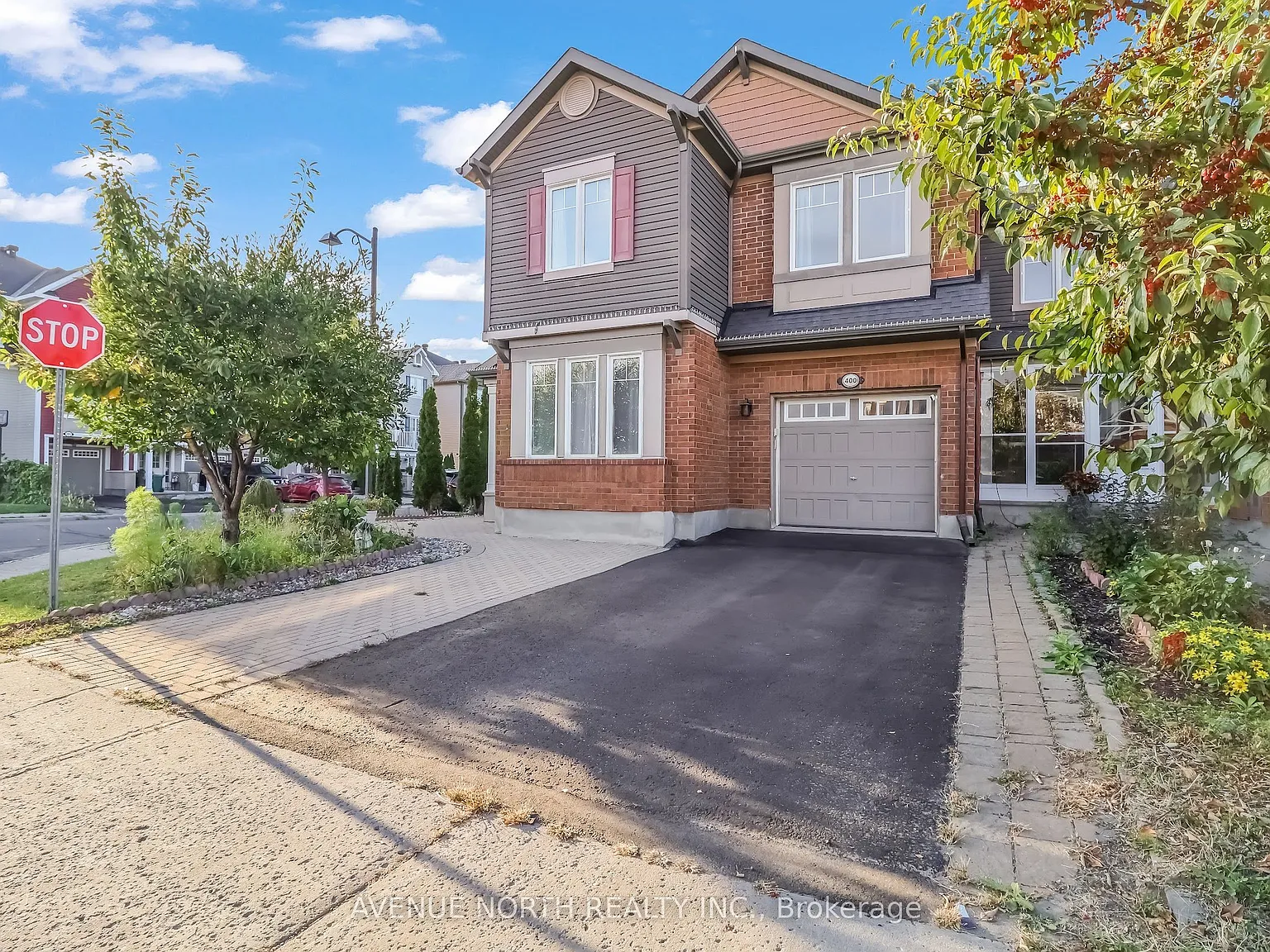 3 bed, $2,700 — Photo 1