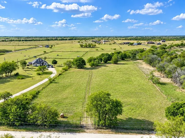 5744 Northwest Ave #1270, Corsicana, TX 75110