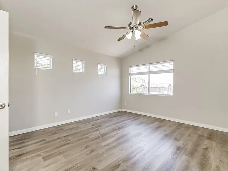 698 Blooming Sage Ct — Photo 10