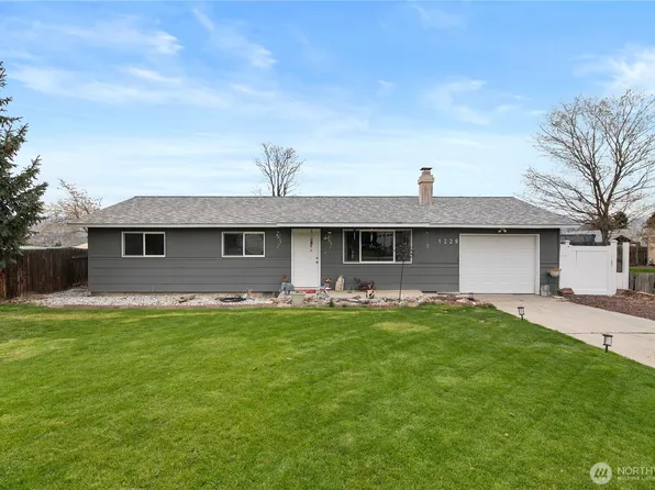 1229 Malaga Avenue, Wenatchee, WA 98801