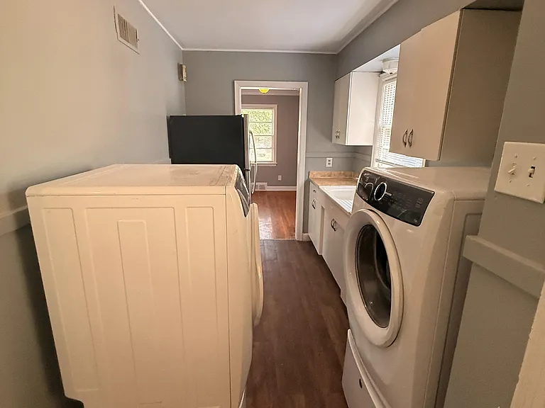 757 Houston St — Photo 6