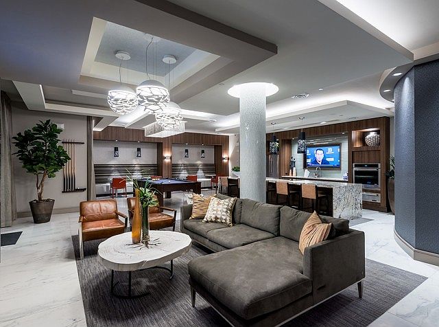 Billiards Lounge