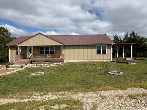 434 Union Rd, Herington, KS 67449