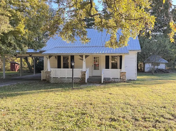 239 County Road 738, Riceville, TN 37370