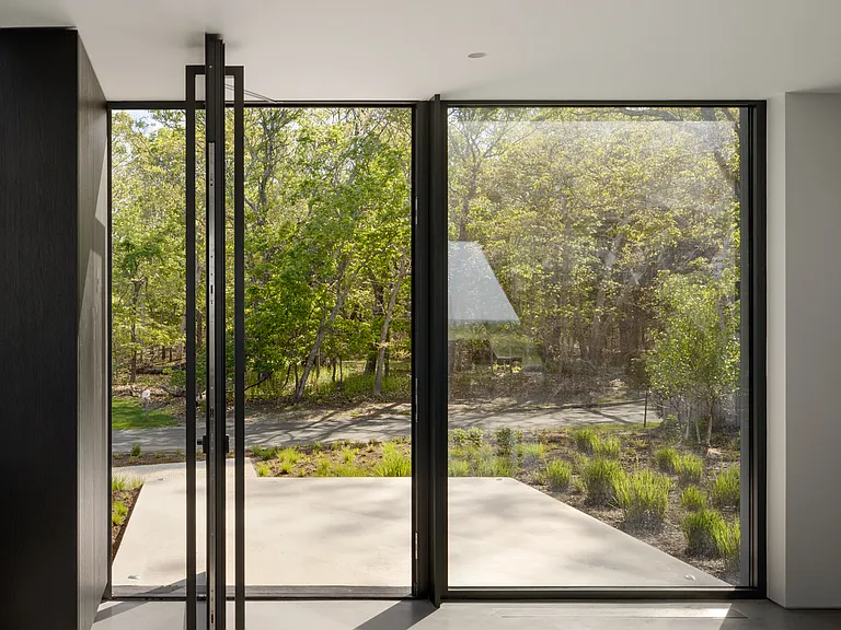 32 Hedges Banks Dr — Photo 18