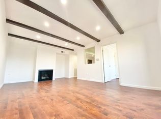 11941 Weddington St #204, Valley Village, CA 91607