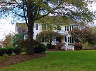 960 Warley Rd, Earlysville, VA 22936