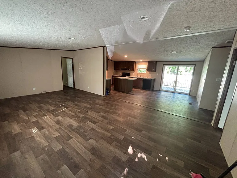 111-13 High Ridge Ct — Photo 2