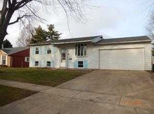 2306 E Vermont Ave, Urbana, IL