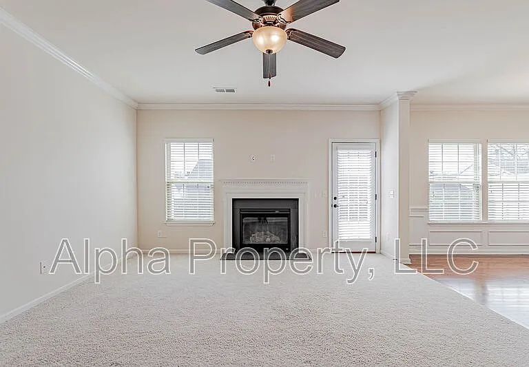 12 Irvington Dr — Photo 7