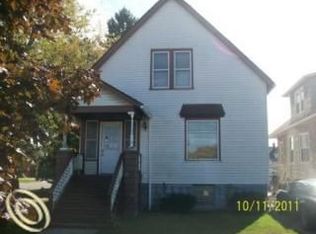 603 Elm St, Wyandotte, MI 48192