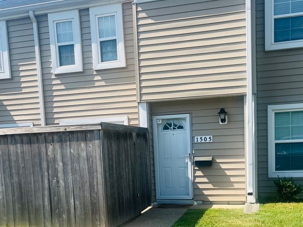 1505 Granville Rd
