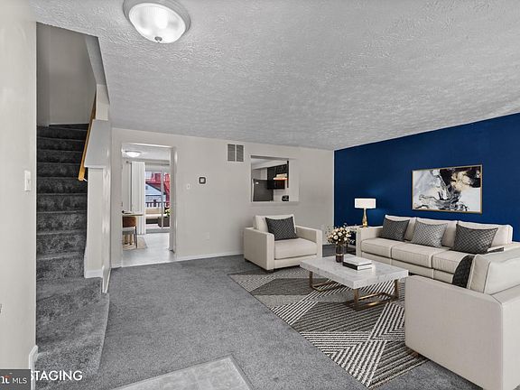 3rd image of 3712 Timahoe Cir