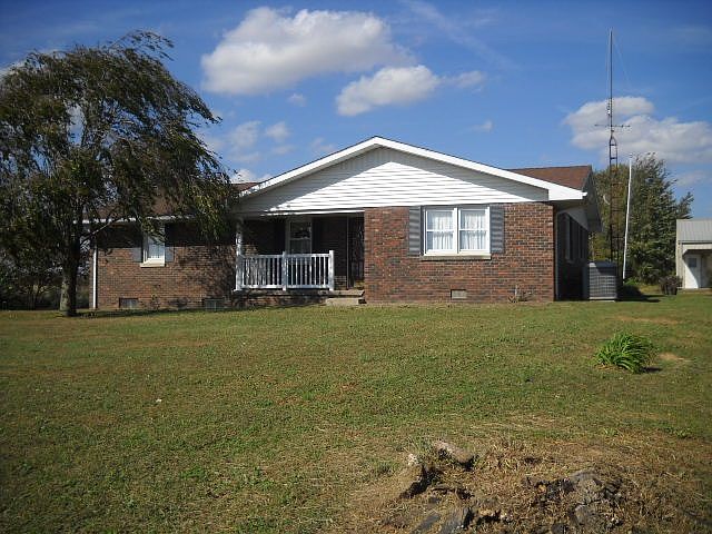 1st image of 3104 W County Road 700 N
