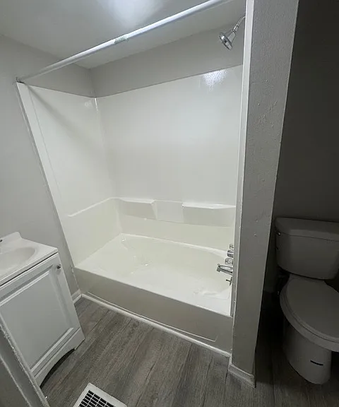 356 1/2 Apple St #1 — Photo 10