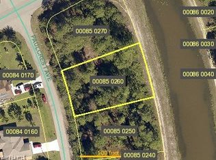 417 Paulcrest Ave, Lehigh Acres, FL 33974