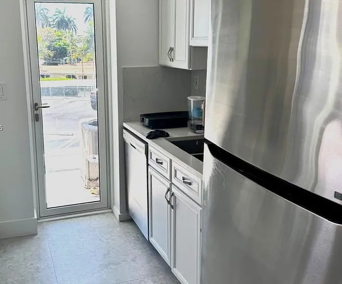2715 N Ocean Blvd — Photo 12